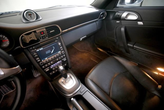 Used 2010 Porsche 911 Carrera S RWD image 8