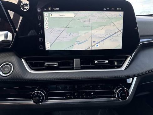 New 2026 Chevrolet Equinox LT w/ Safety and Technology Package image 16