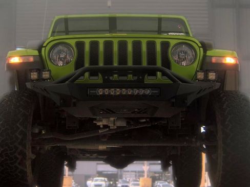 Used 2019 Jeep Wrangler Unlimited Rubicon AWD/4WD image 3