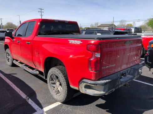 Used 2020 Chevrolet Silverado 1500 Custom Trail Boss w/ Custom Convenience Package AWD/4WD image 5