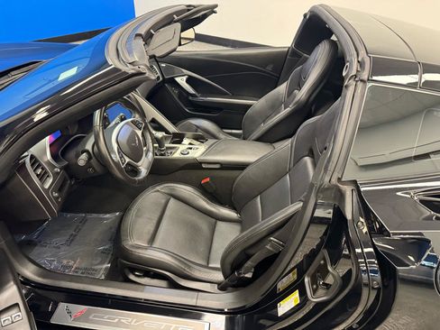 Used 2019 Chevrolet Corvette Grand Sport w/ Carbon Flash Badge Package RWD image 13