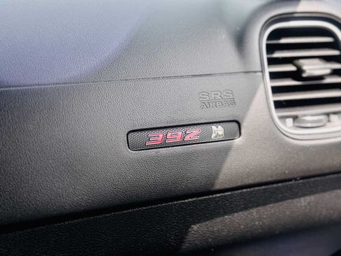 Used 2022 Dodge Charger Scat Pack w/ Dynamics Package RWD image 18