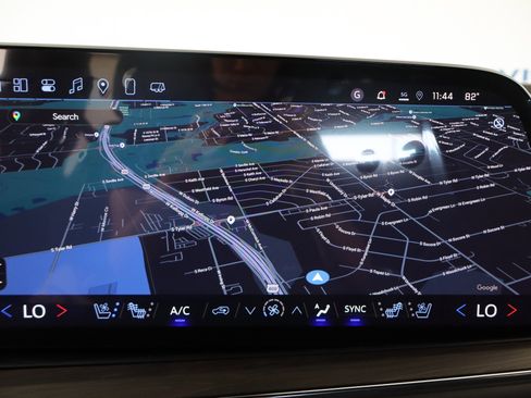 New 2025 Chevrolet Suburban Premier image 26