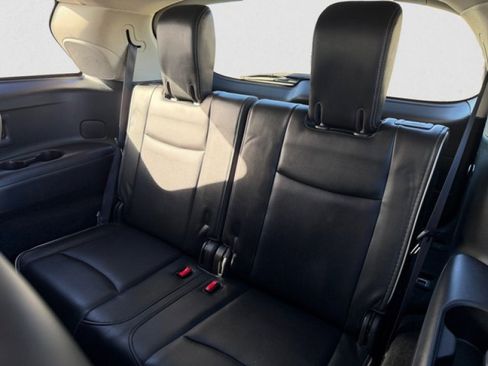Used 2019 INFINITI QX60 Luxe w/ Essential Package AWD/4WD image 13