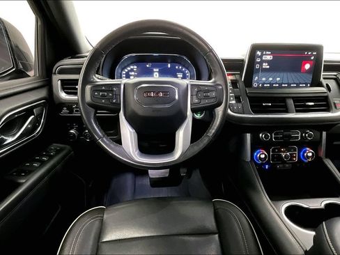 Used 2022 GMC Yukon SLT w/ SLT Luxury Package AWD/4WD image 6