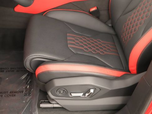 Used 2025 Lamborghini Urus SE AWD/4WD image 24