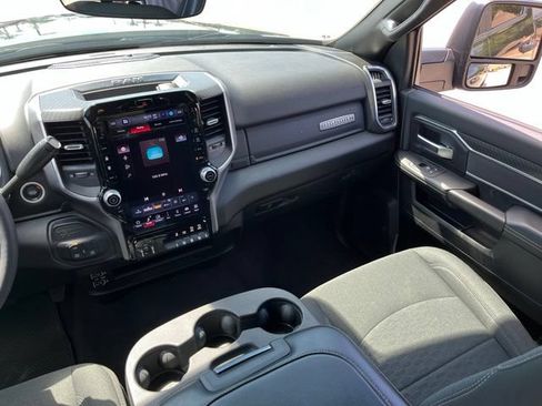 Used 2025 RAM 2500 Big Horn AWD/4WD image 15