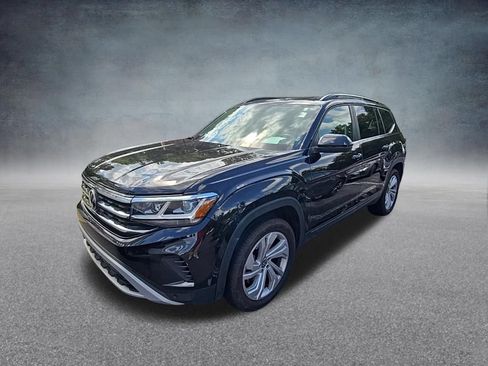 Used 2021 Volkswagen Atlas SE w/ Panoramic Sunroof Package FWD image 3