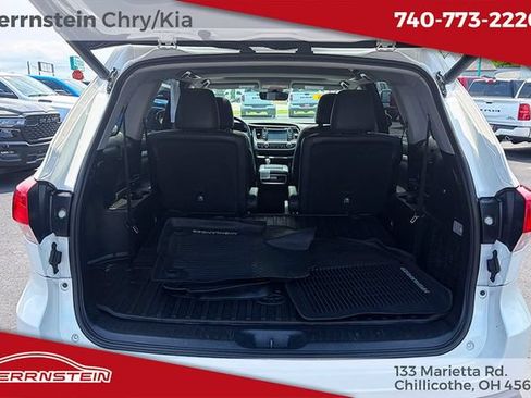 Used 2018 Toyota Highlander XLE FWD image 23