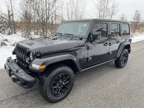 Used 2023 Jeep Wrangler Sport S image 1