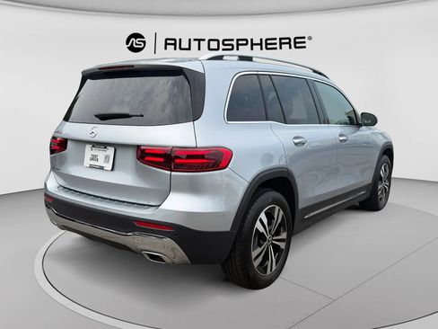 Used 2026 Mercedes-Benz GLB 250 image 9