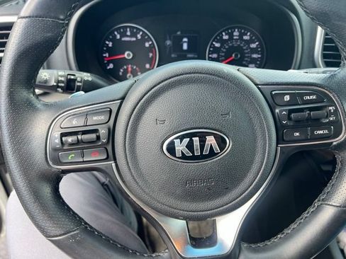Used 2018 Kia Sportage EX w/ EX Sport Appearance Package AWD/4WD image 9