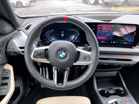 Used 2025 BMW M235i xDrive w/ Technology Package AWD/4WD image 8