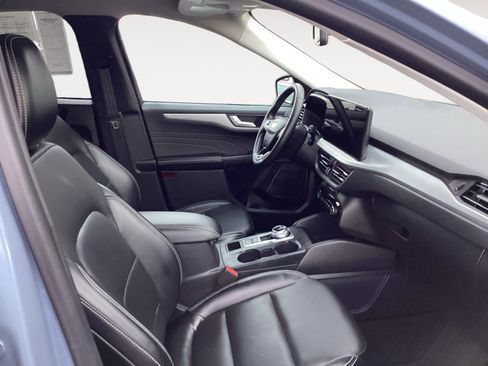 Used 2024 Ford Escape Platinum image 15