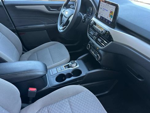 Used 2022 Ford Escape SE AWD/4WD image 17