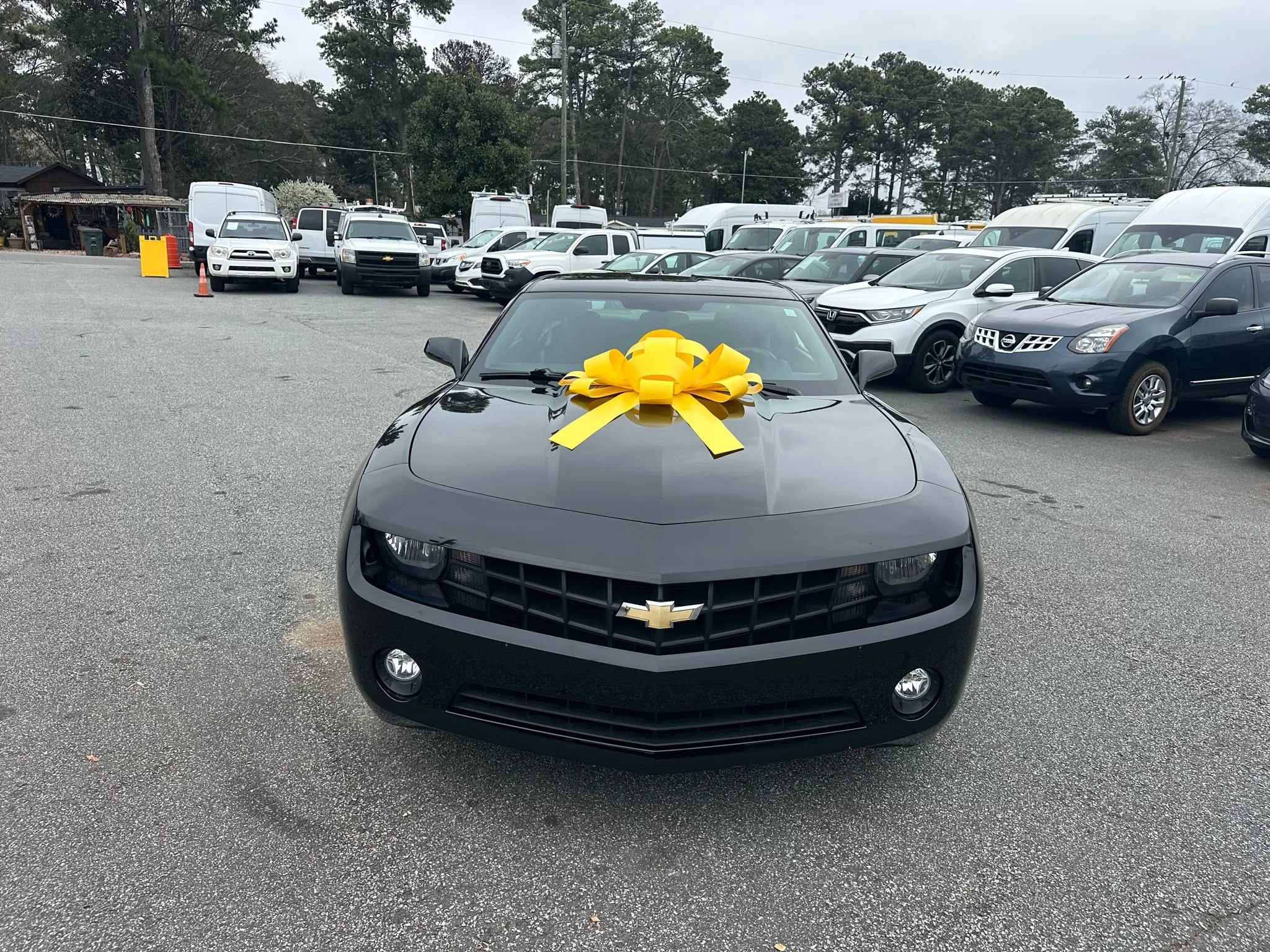 Used 2011 Chevrolet Camaro LT RWD image 3