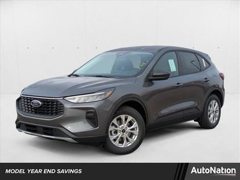New 2025 Ford Escape Active w/ Cold Weather Package image 1
