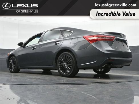 Used 2017 Toyota Avalon Touring image 37