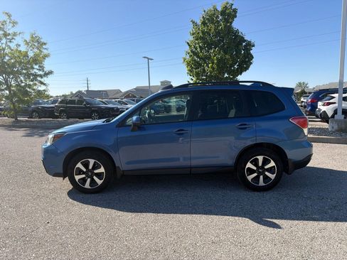 Used 2018 Subaru Forester 2.5i Premium AWD/4WD image 11