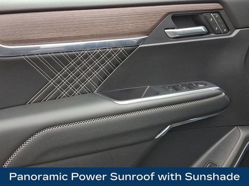 Used 2025 GMC Acadia Denali w/ LPO, Floor Liner Package image 17