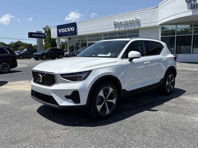 New 2025 Volvo XC40 B5 Core w/ Protection Package Premier