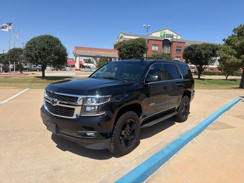 Used 2020 Chevrolet Tahoe LT w/ Texas Edition Package RWD image 4