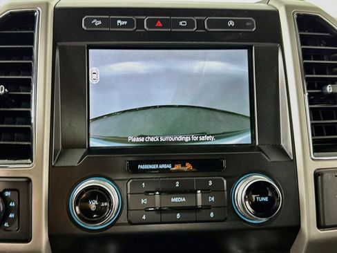 Used 2020 Ford F150 Lariat w/ Equipment Group 502A Luxury AWD/4WD image 35