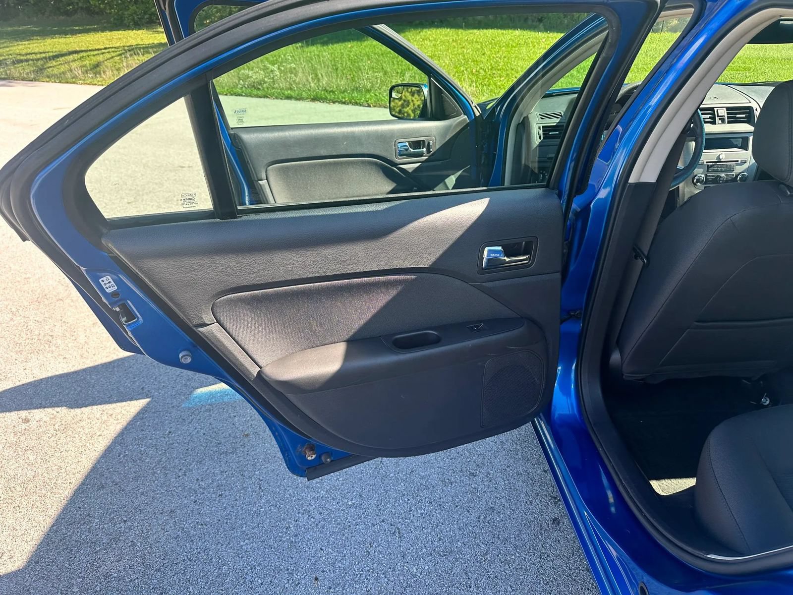 Used 2012 Ford Fusion SE FWD image 14
