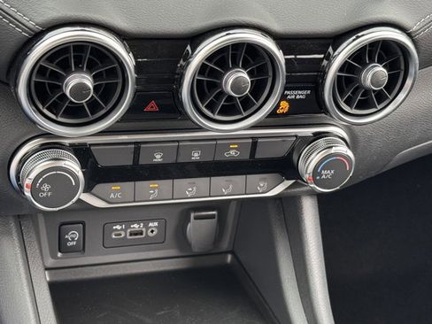 New 2025 Nissan Sentra SV w/ Trunk Package image 28