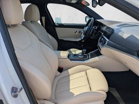 Used 2019 BMW 330i Sedan w/ Convenience Package RWD image 22
