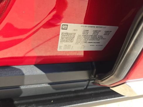 Used 2021 GMC Yukon Denali RWD image 32