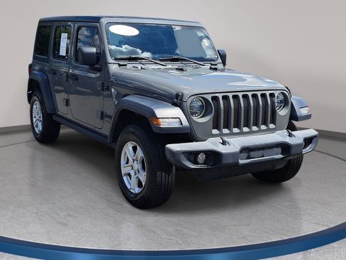 Used 2022 Jeep Wrangler Unlimited Sport AWD/4WD image 3