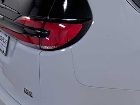 New 2026 Chrysler Pacifica Select image 13