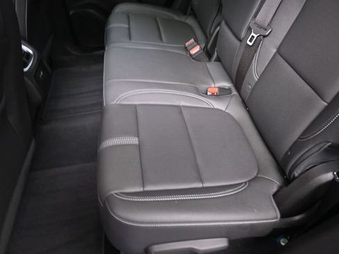 Used 2024 Chevrolet Blazer LT w/ LPO, Black Grille Bar Package FWD image 21