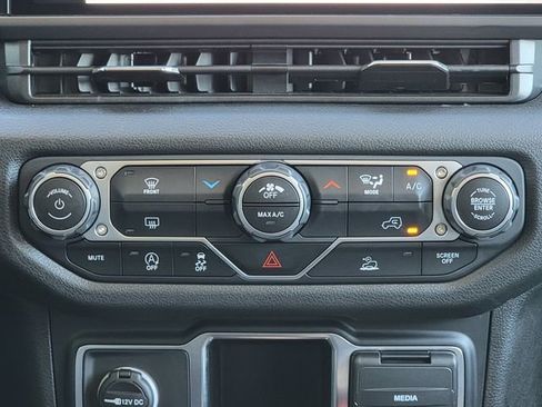 Certified 2024 Jeep Wrangler Unlimited Sport AWD/4WD image 29