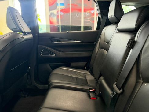 Used 2023 INFINITI QX60 Sensory w/ Vision Package AWD/4WD image 18
