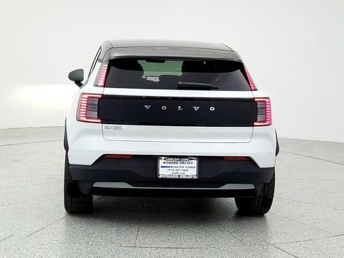 New 2026 Volvo EX30 Cross Country Ultra image 6