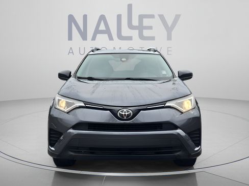 Used 2017 Toyota RAV4 LE FWD image 8