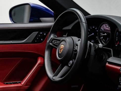 Used 2024 Porsche 911 Targa 4S image 61