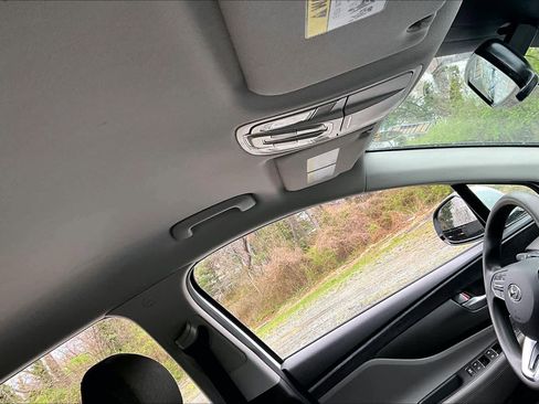 Used 2020 Hyundai Santa Fe SEL FWD image 14