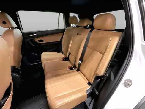 Used 2022 Volkswagen Tiguan SE AWD/4WD image 20