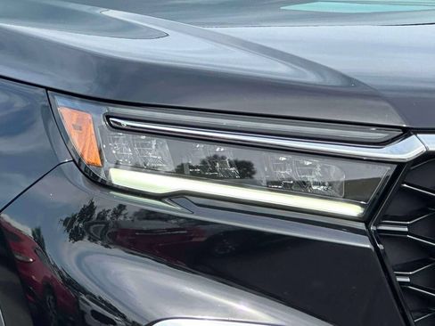 Certified 2025 Honda Pilot Elite image 7