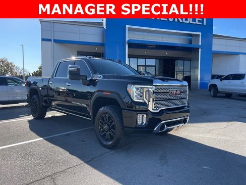 Certified 2022 GMC Sierra 2500 Denali w/ Denali Black Diamond Edition image 1