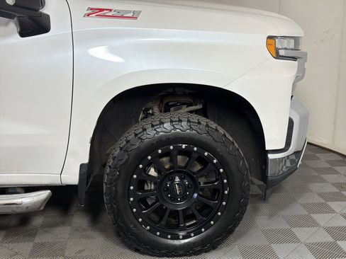 Used 2019 Chevrolet Silverado 1500 LTZ w/ LTZ Plus Package AWD/4WD image 12