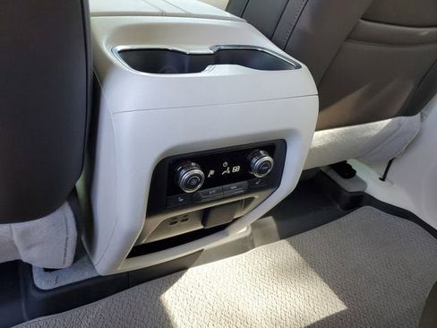 New 2026 GMC Acadia Denali w/ Super Cruise Package FWD image 16