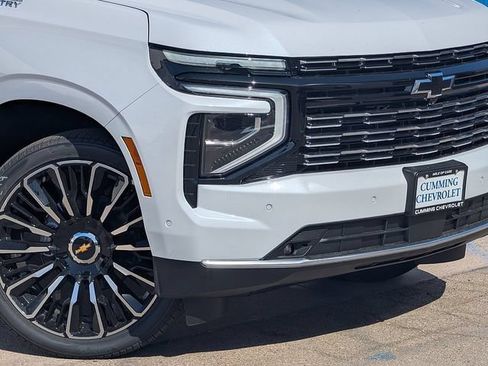 New 2026 Chevrolet Tahoe High Country AWD/4WD image 3