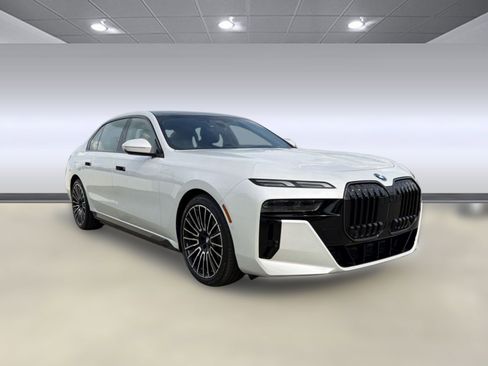 New 2026 BMW i7 xDrive60 image 7