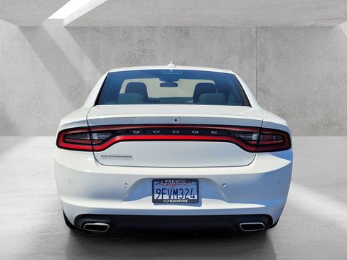 Used 2023 Dodge Charger SXT RWD image 5