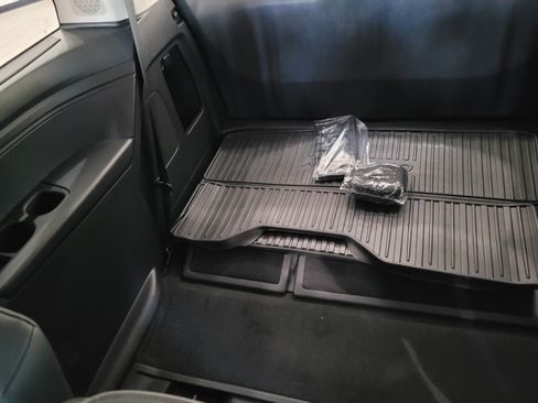 Used 2026 Honda Odyssey Elite image 9