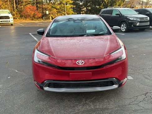 Used 2024 Toyota Prius XLE image 13